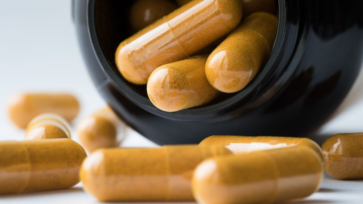 Online pharmacies putting patients at risk - doling out drugs after assessments lasting just 17 seconds