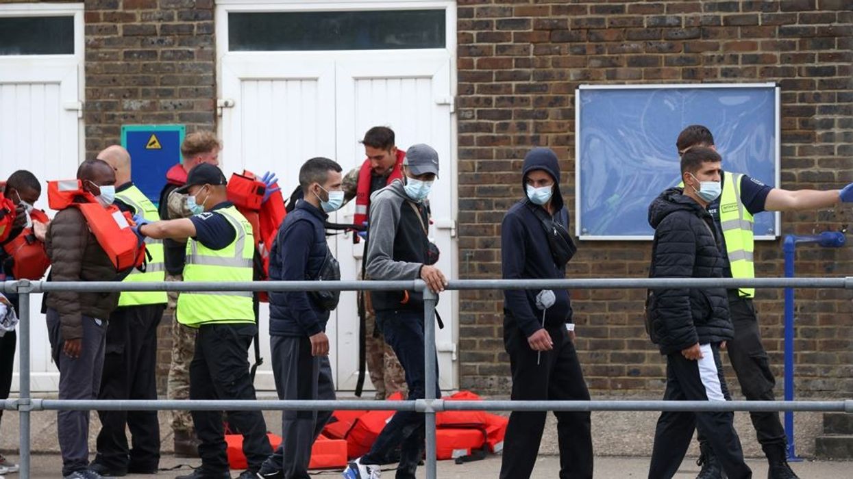 Albanian gangs offer migrants free minibus rides to Channel crossing points