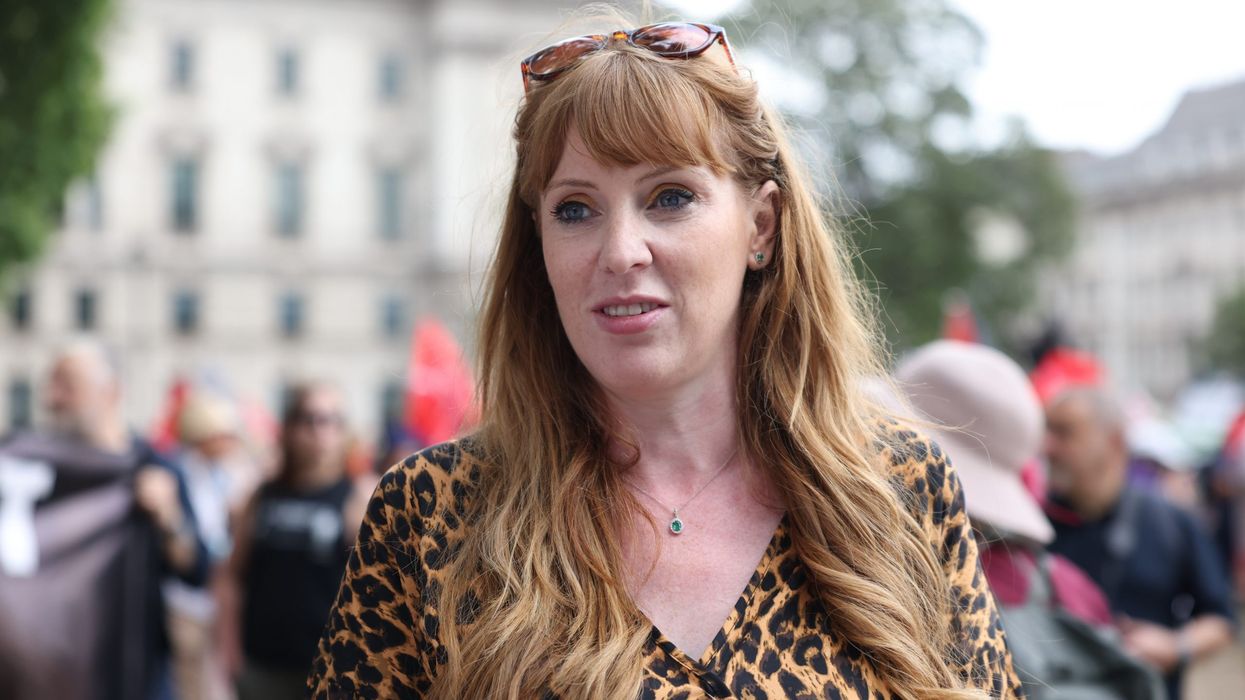 Labour defends Kashmir stance