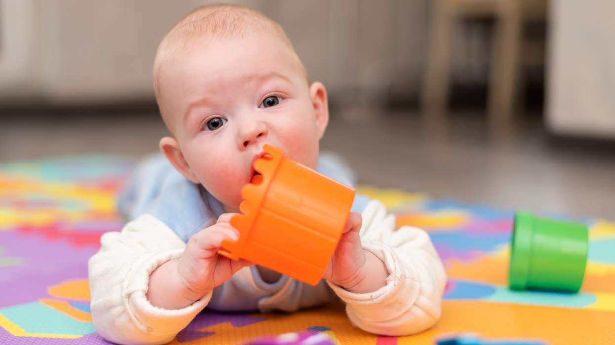 Hand-me-down plastic toys contain cancer-causing chemicals: Research