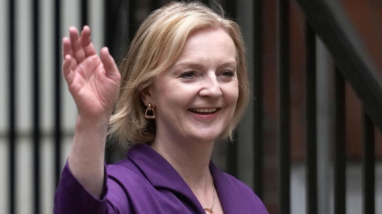 Liz Truss to freeze household energy bills for 18 months in £130bn plan