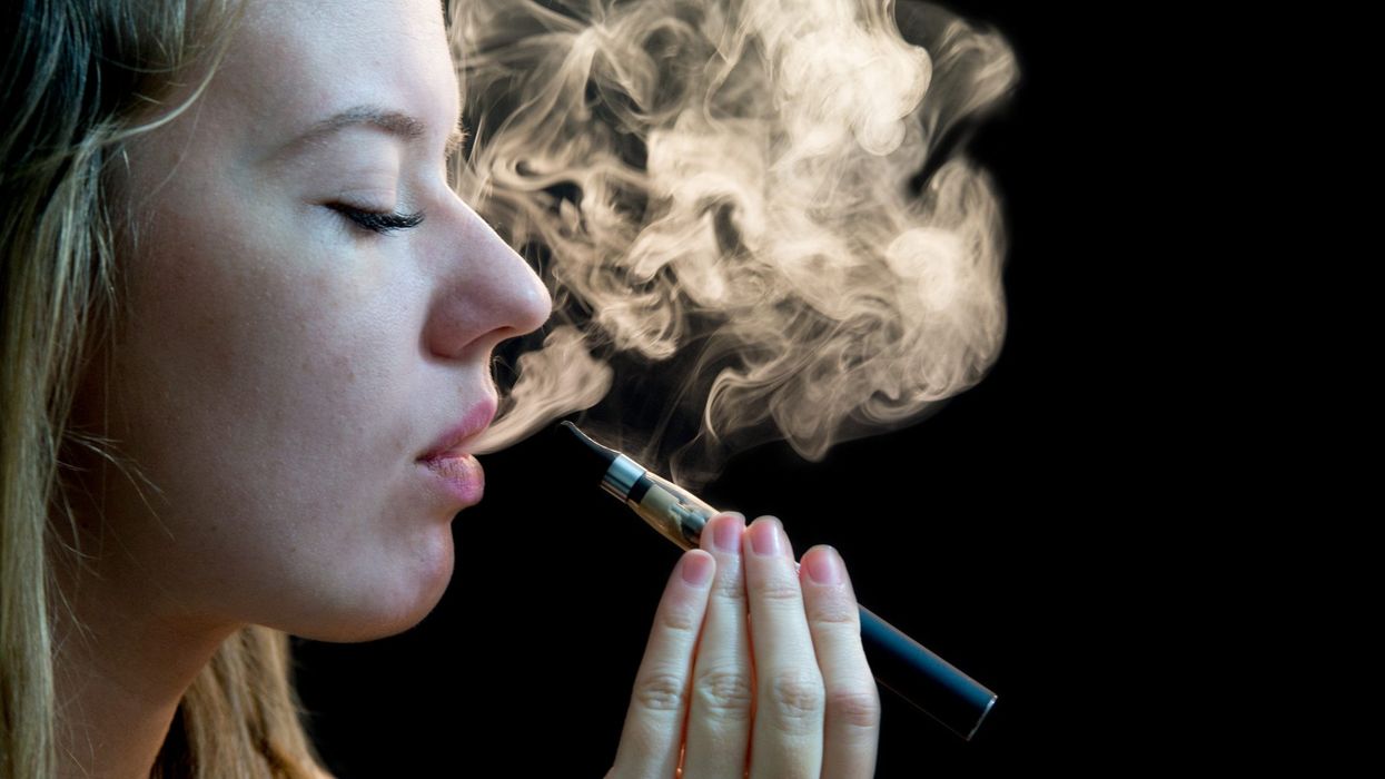 Vaping may ‘wake up’ cancer cells, cause lung cancer