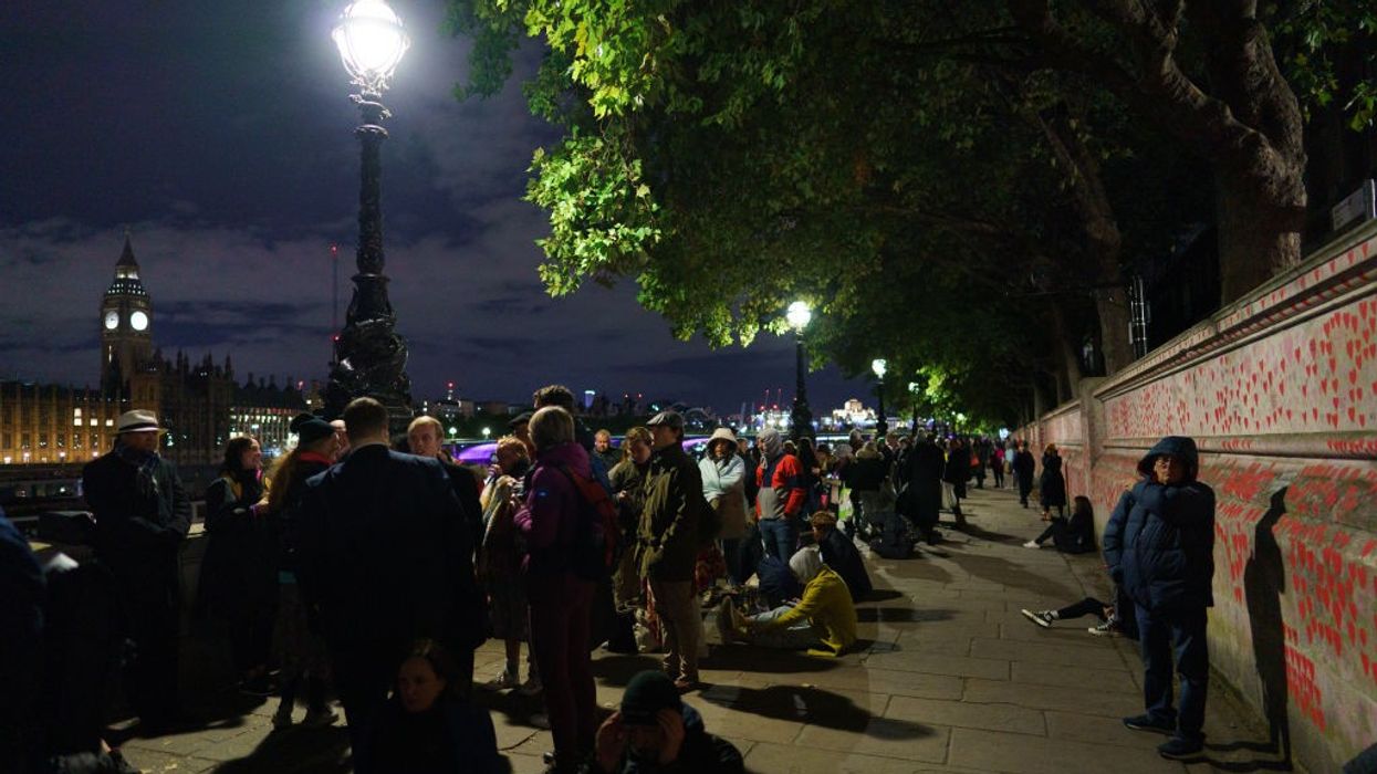 Over 100 British cinemas, big city screens to show queen's funeral