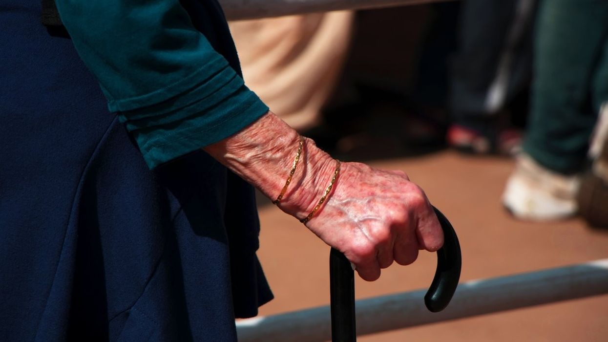 South Asians with dementia die younger than white British counterparts: Study
