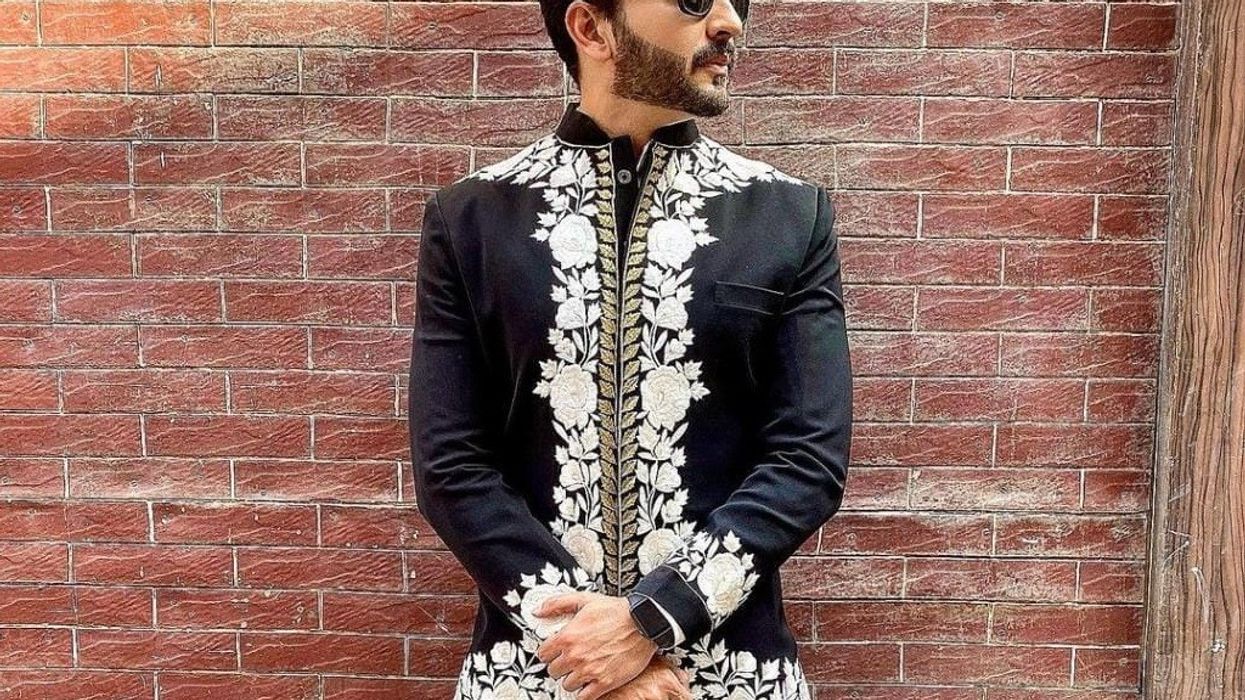 Dheeraj Dhoopar dazzles in this monochromatic regal Kashmiri look
