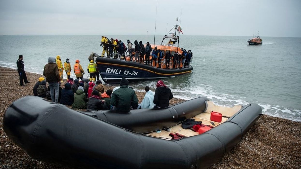 UK to propose asylum ban on Channel migrants