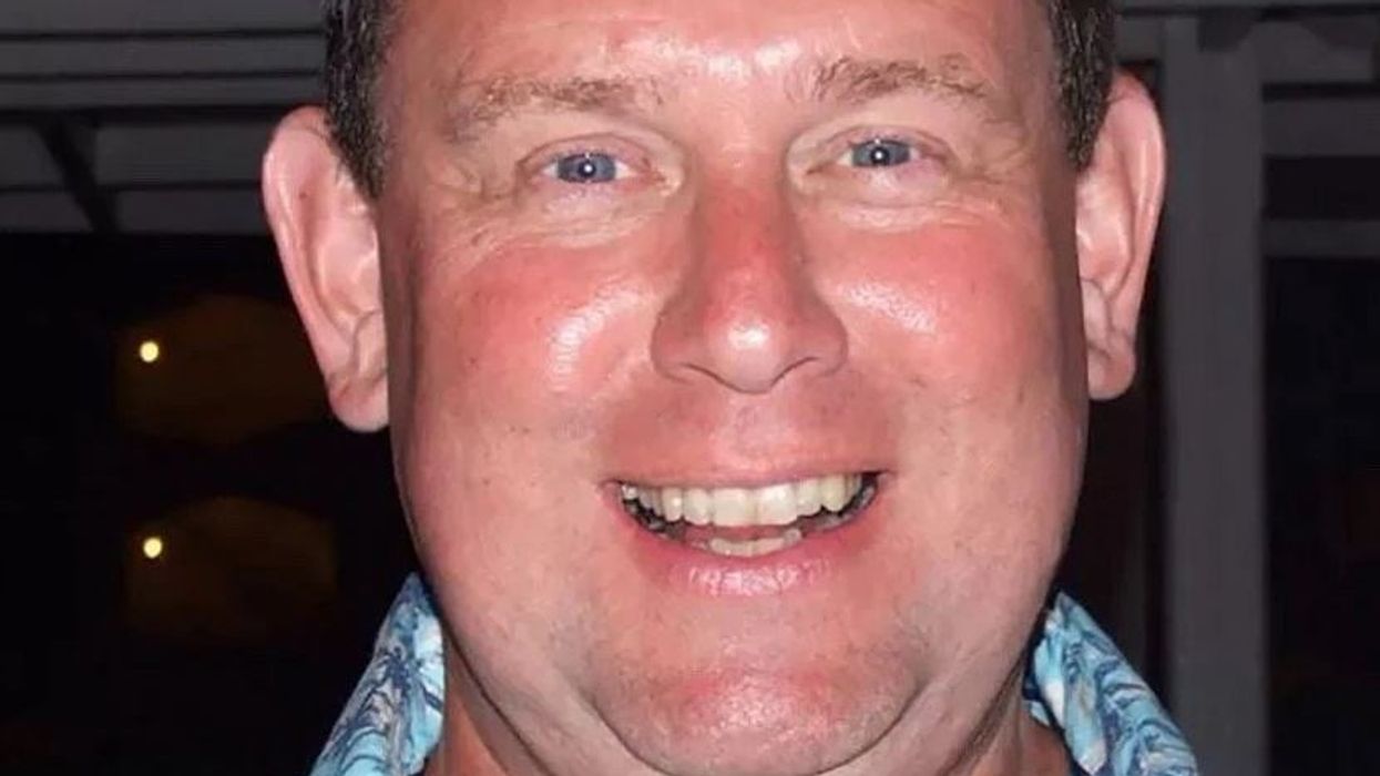 Former Met officer suspended for posting racist content on WhatsApp