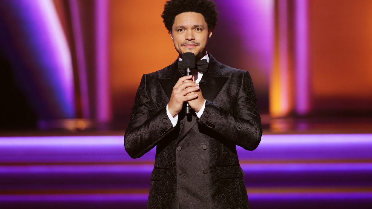 Delhi traffic, poor timekeeping and Trump: Trevor Noah hits right note at debut India show