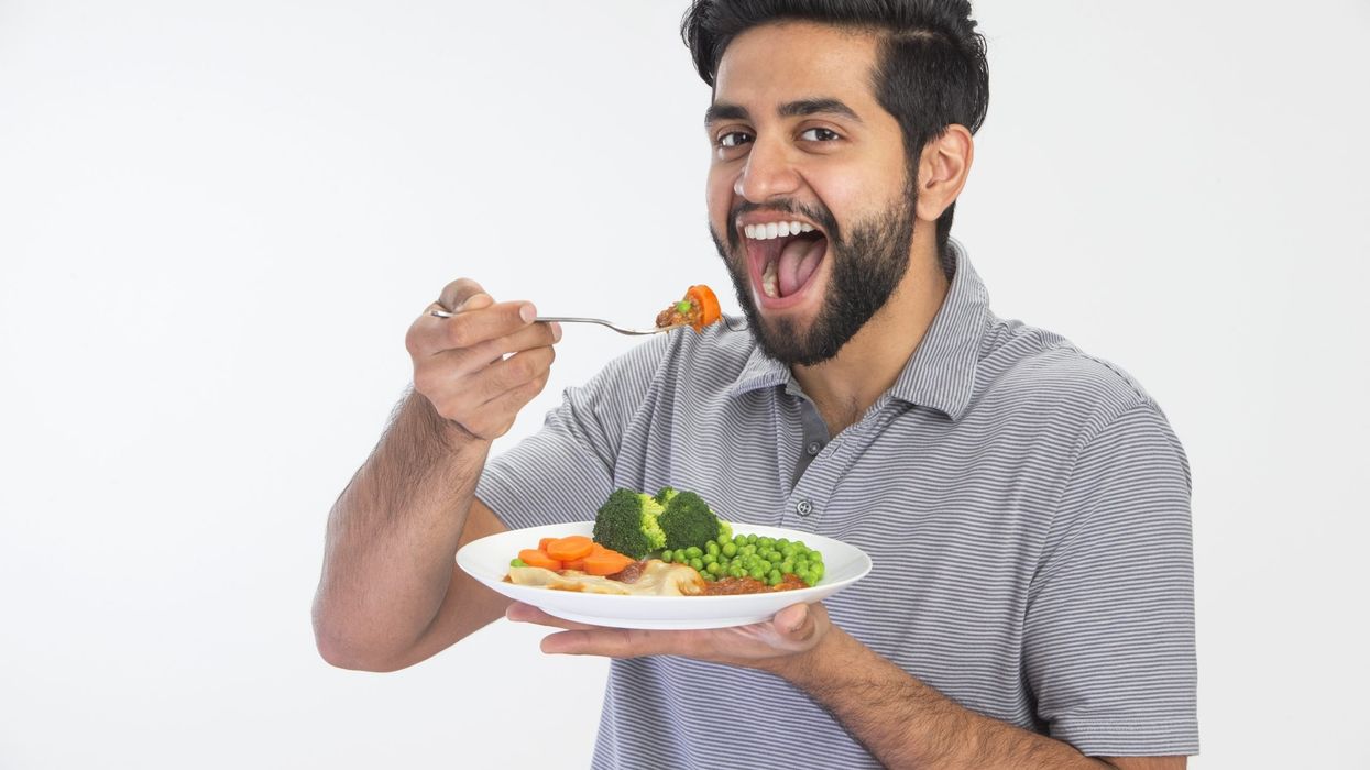 Wait until your body is 'physically hungry' to eat: Dietician recommends 5 tips to lose weight