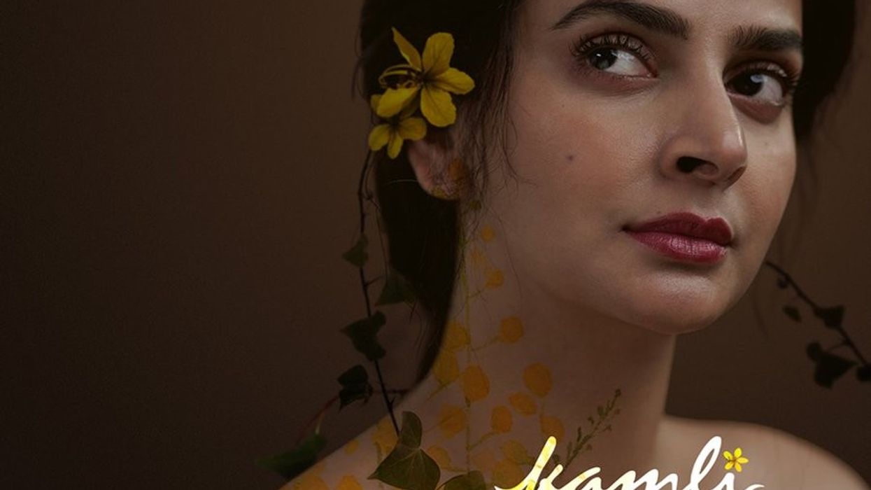 Pakistani actor Saba Qamar bags an award at Indian film festival