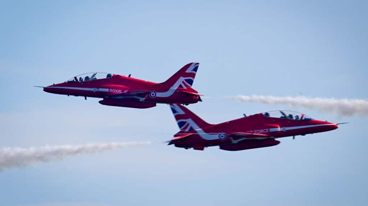 Former British pilots hired to help China understand how western planes operate