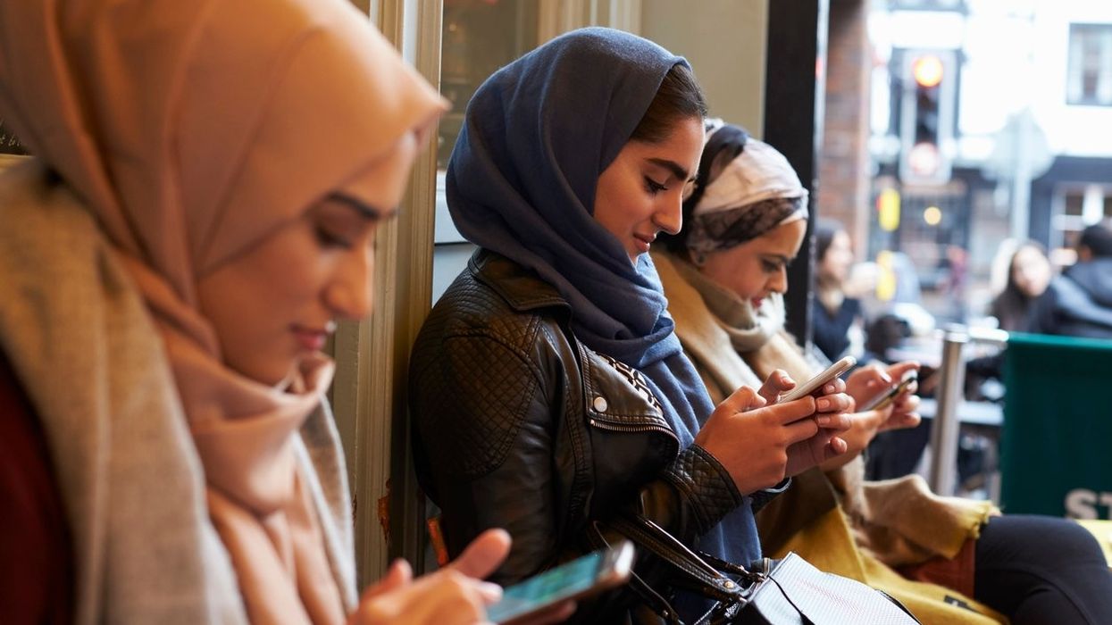 Christian population in England and Wales falls below 50% for first time as Muslims, Hindus rise