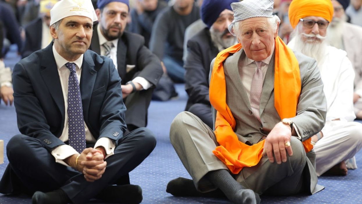 King Charles pays obeisance at new Gurdwara in Luton