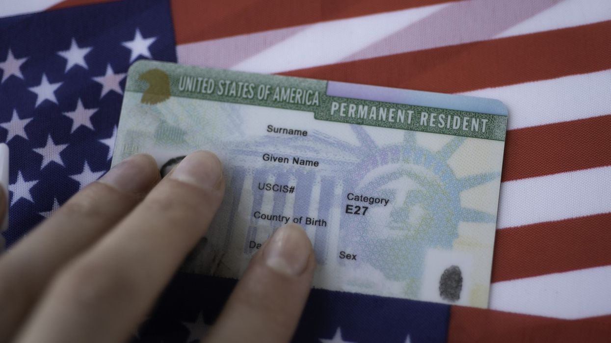 White House supports passage of bill that eliminates per country quota for green cards; Indian-Americans set to benefit