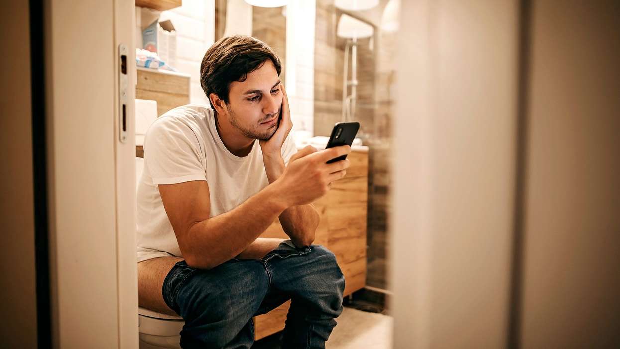 Health alert! Here's why you shouldn't spend more than 10 minutes in the loo
