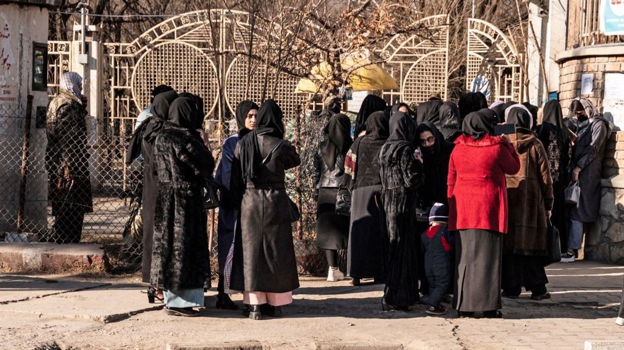 Female students turned away from Afghan universities after Taliban ban