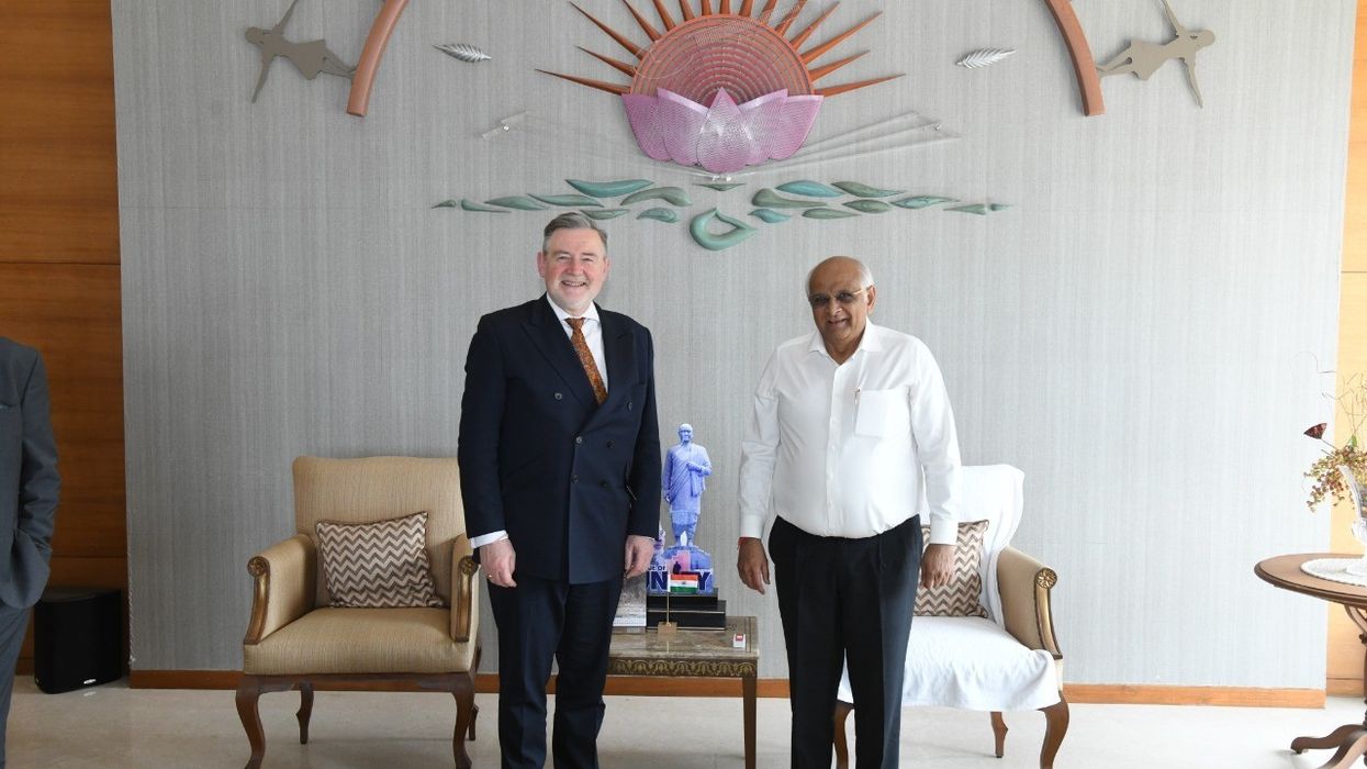Barry Gardiner MP urges to frame policies to achieve climate targets during Gujarat visit