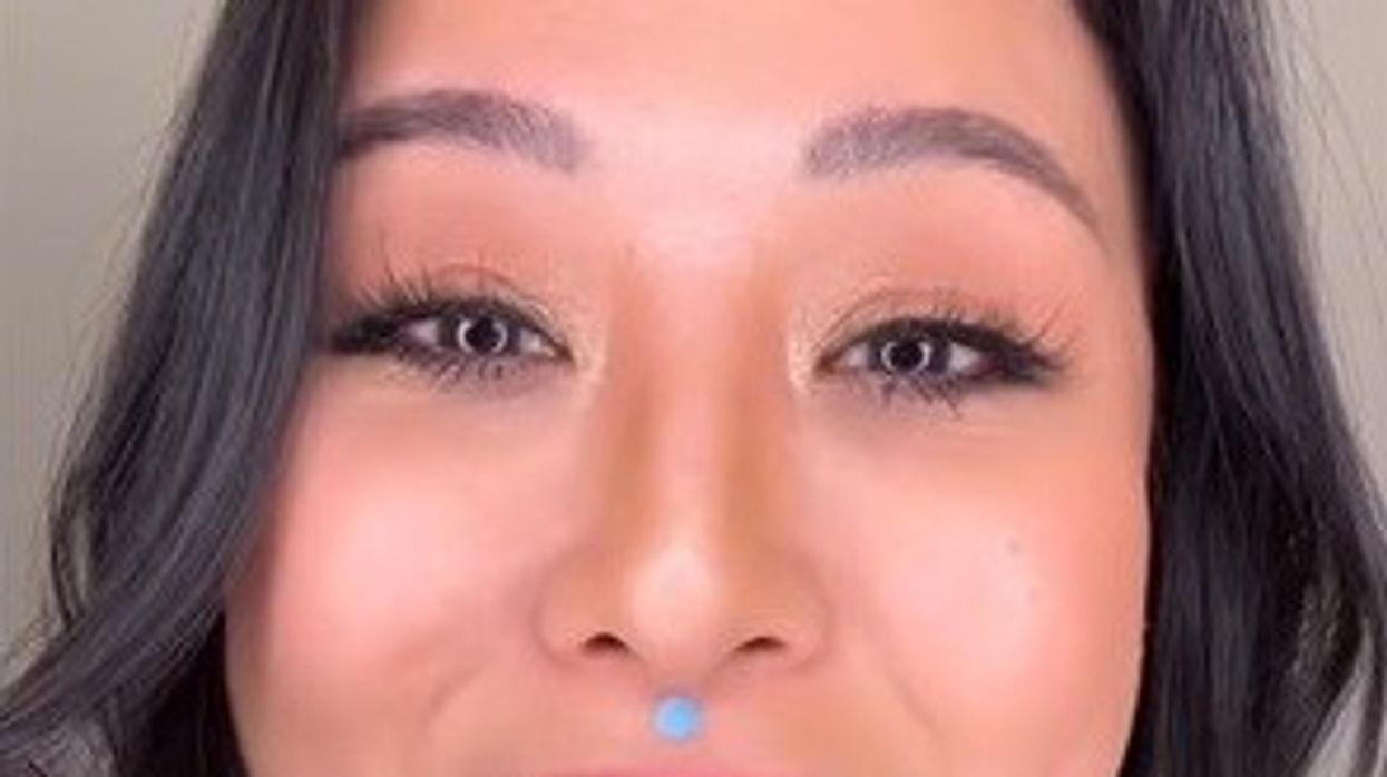 Acupuncturist reveals 'magic' spot to make you feel more awake!