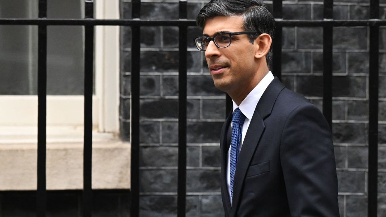 UK mulls permitting foreign students to work longer hours
