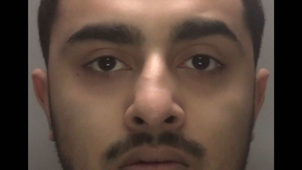 Drug-dealing pair caught with crack cocaine, cash after dramatic police chase