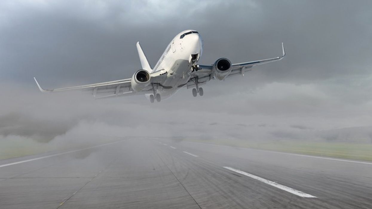 Smog engulfs Delhi-NCR, disrupts flight services