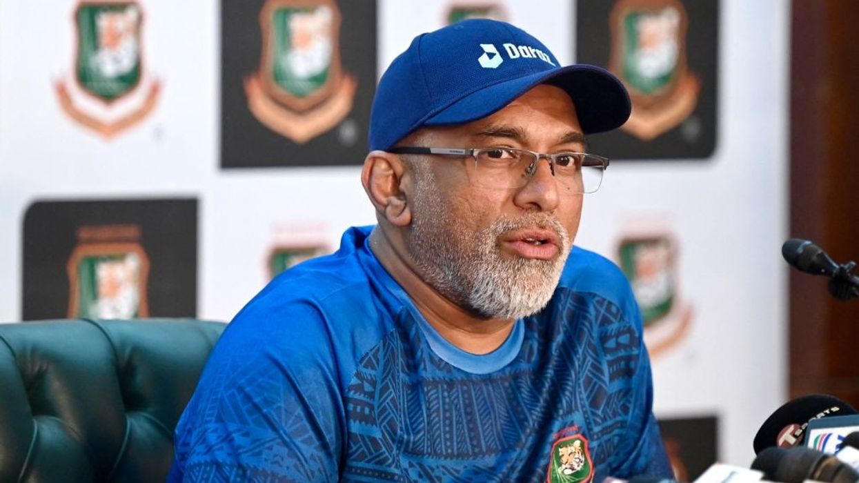 Hathurasingha says 'no tension' with senior players