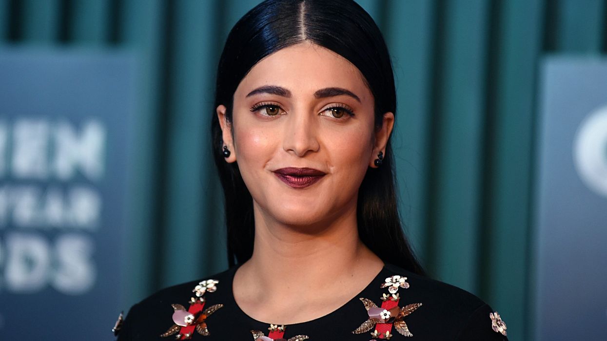 Shruti Haasan calls it a wrap on Salaar with Prabhas