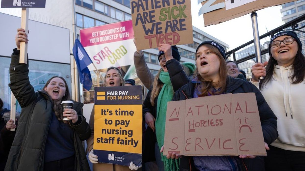 Survey finds number of NHS staff who wants to leave reaches five-year high