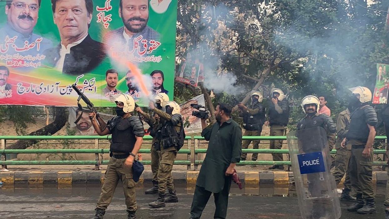 Several injured after Pakistan police clash with Imran Khan's supporters