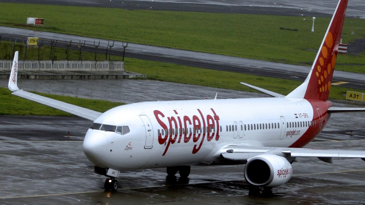 SpiceJet grounds pilots for allegedly consuming coffee in cockpit