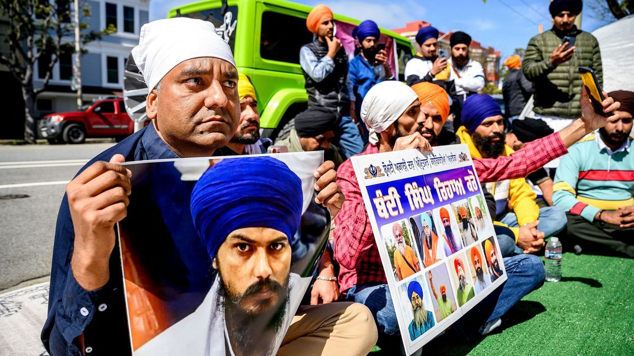 Search for Sikh separatist continues as Indian state extends internet ban