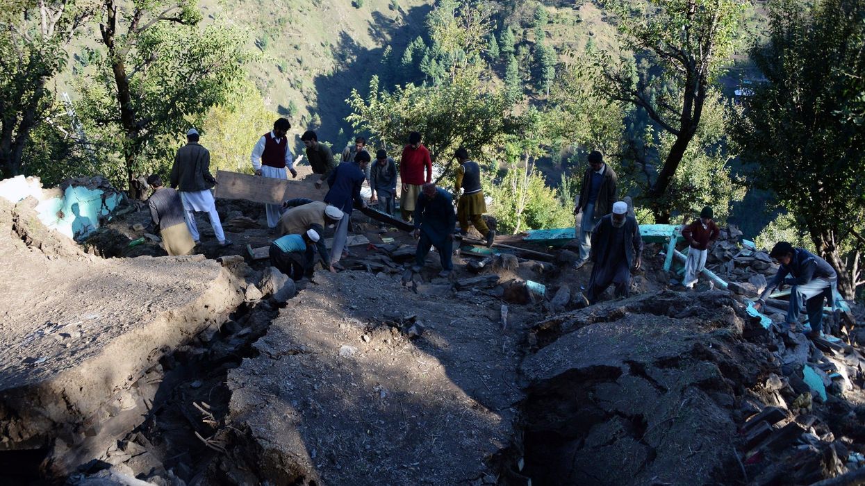 12 dead as earthquake rocks Pakistan and Afghanistan