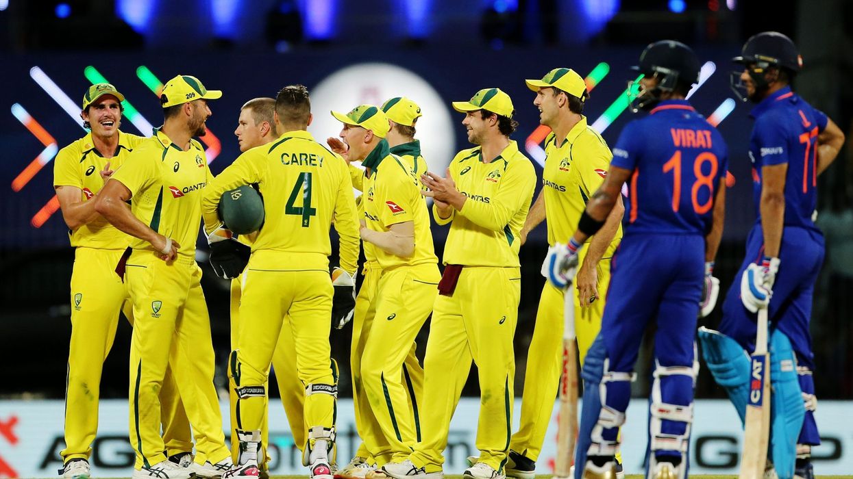 Australia beat India for 21 runs in third ODI, clinch series