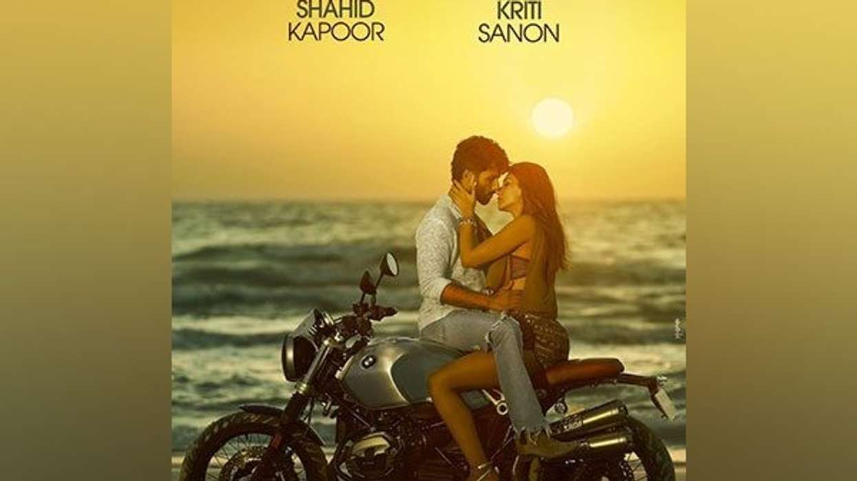 Shahid Kapoor and Kriti Sanon wrap up filming their upcoming untitled film