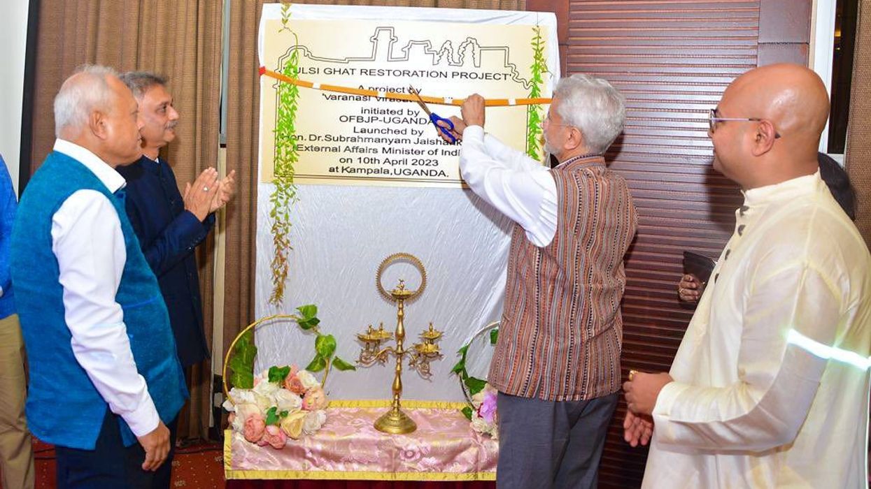 India, Uganda discuss cooperation in trade, energy and defence