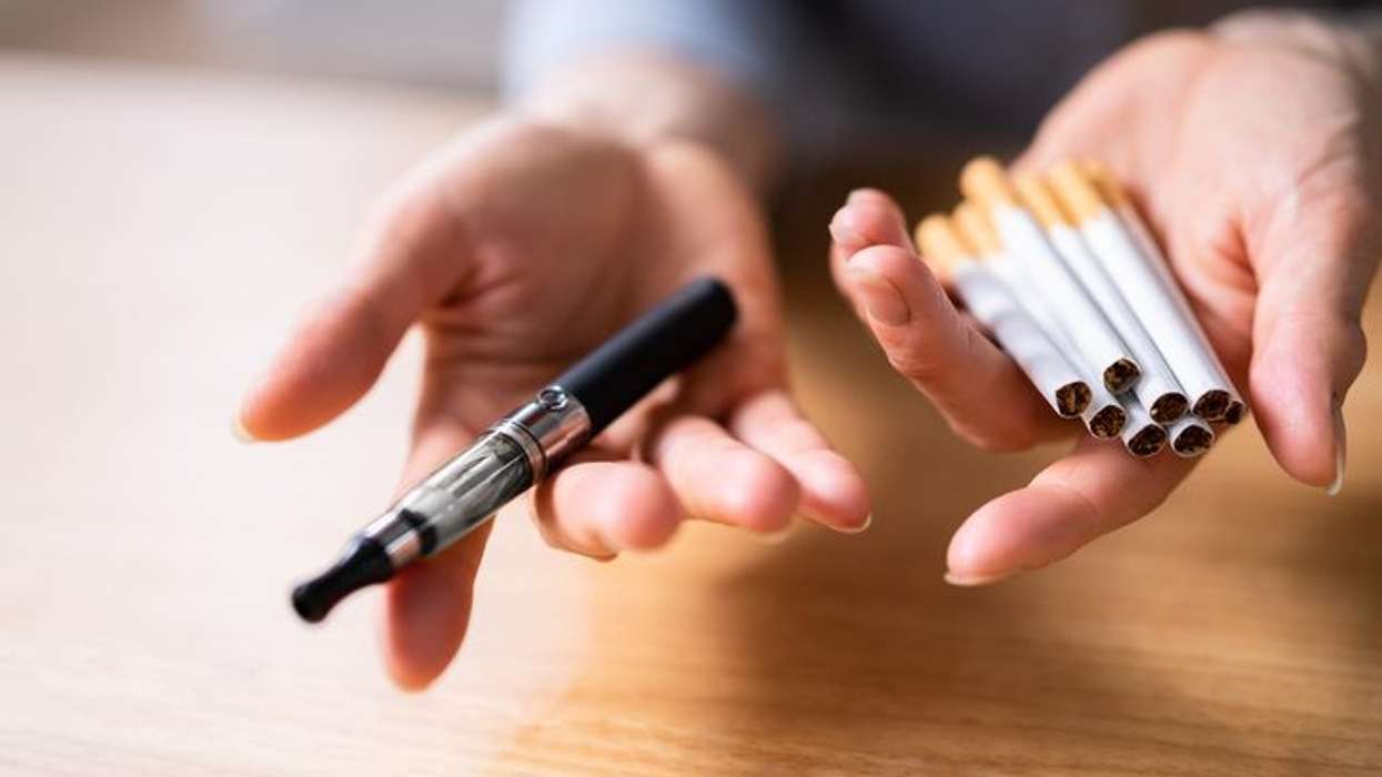 UK to promote vaping as 'healthier' alternative to cigarettes