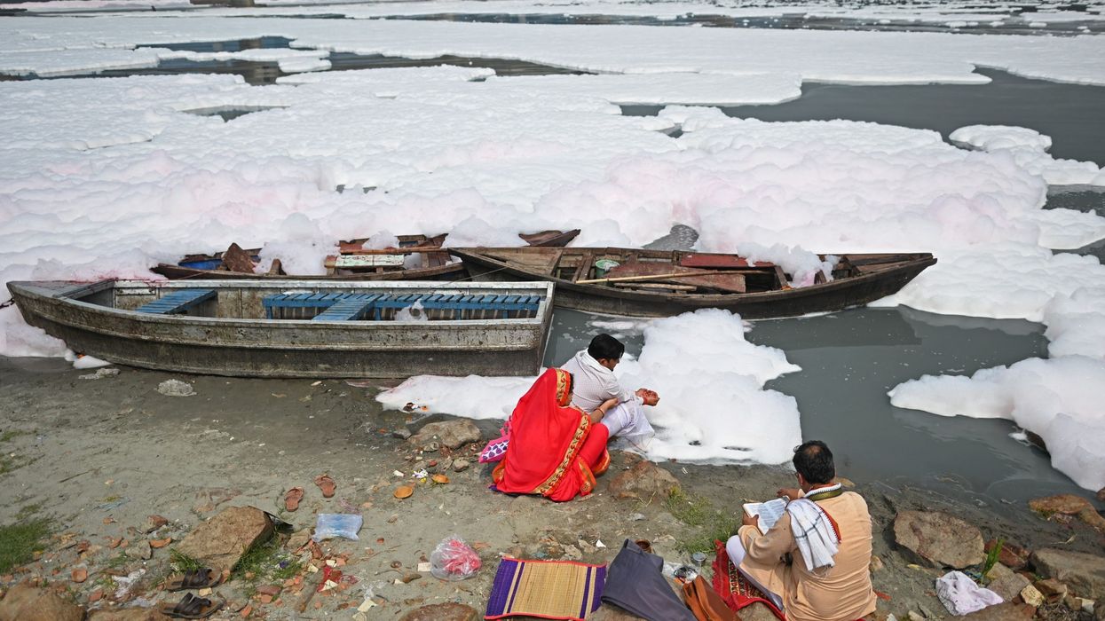 Delhi Lieutenant Governor office to enlist priests to discourage littering in Yamuna