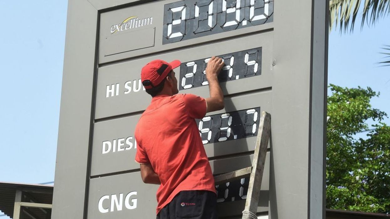 Pakistan, Saudi Arabia set to sign deal for $2 billion deposits