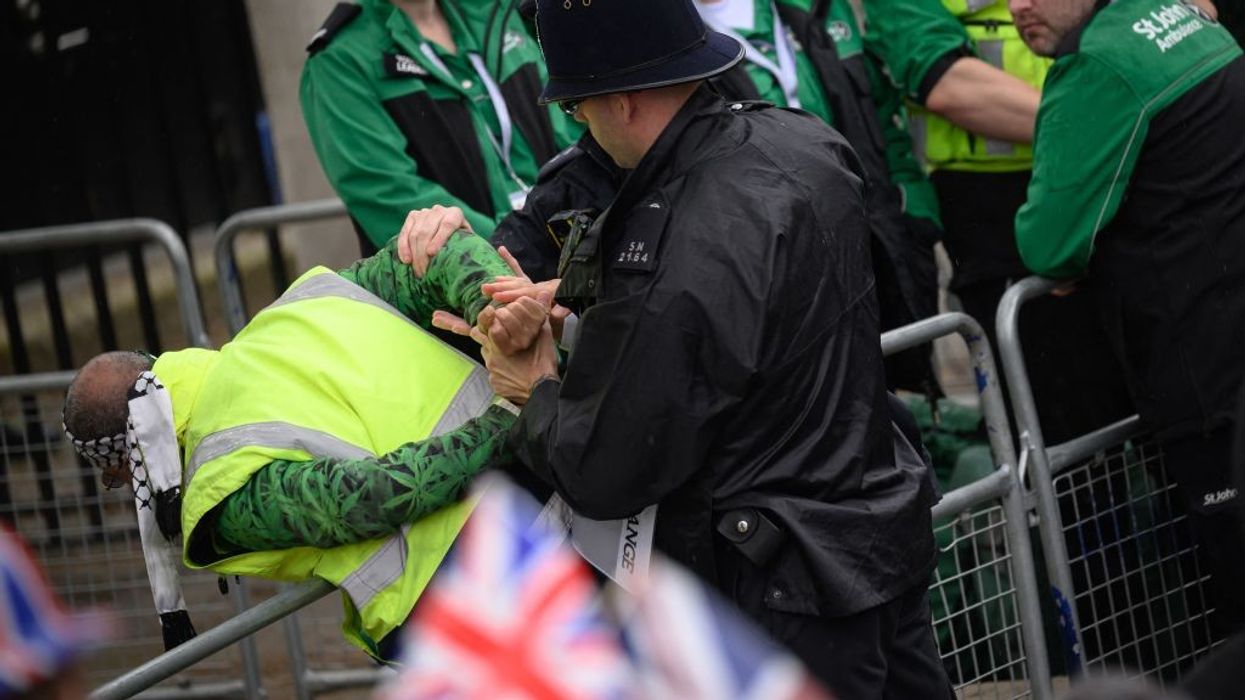 Anti-monarchists released from custody after coronation