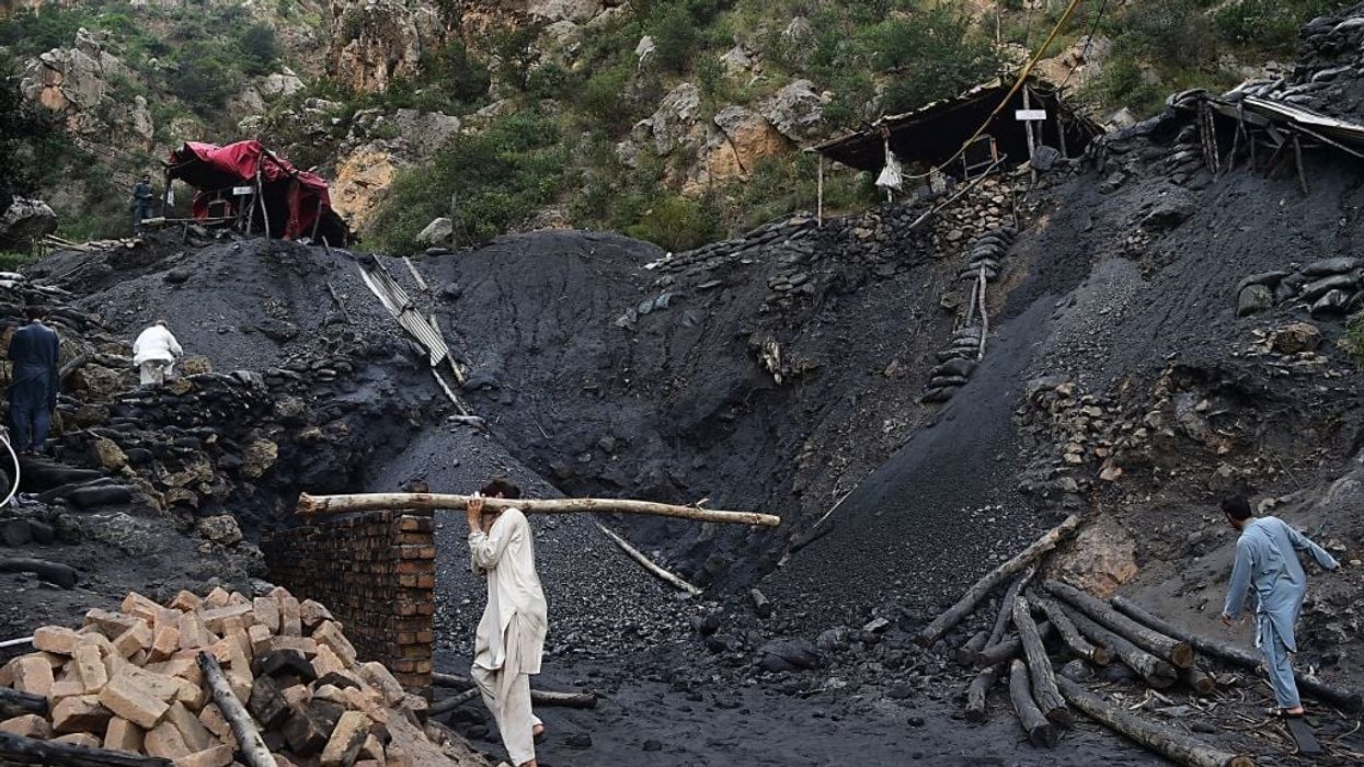 16 killed in Pakistan tribal clash over coal-rich mountains