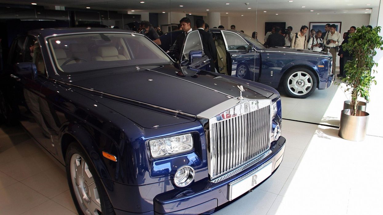 India ‘mulls tax cut on British car imports under trade deal’