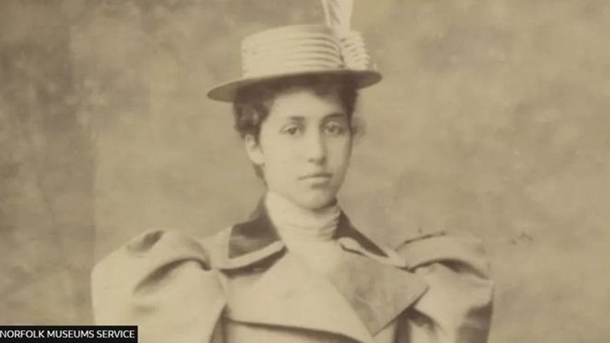 Suffragette Indian princess Sophia Duleep Singh honoured with blue plaque