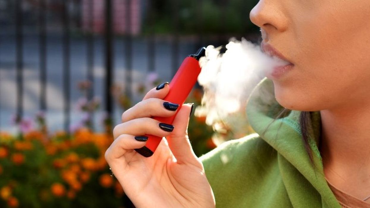 'I am deeply concerned', says Sunak on teen vaping