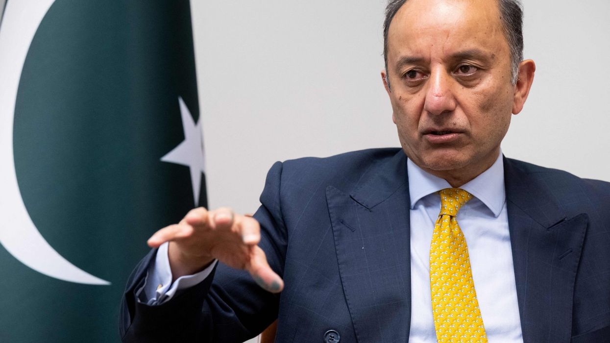 Pakistan passes special order for barter trade with Afghanistan, Iran and Russia