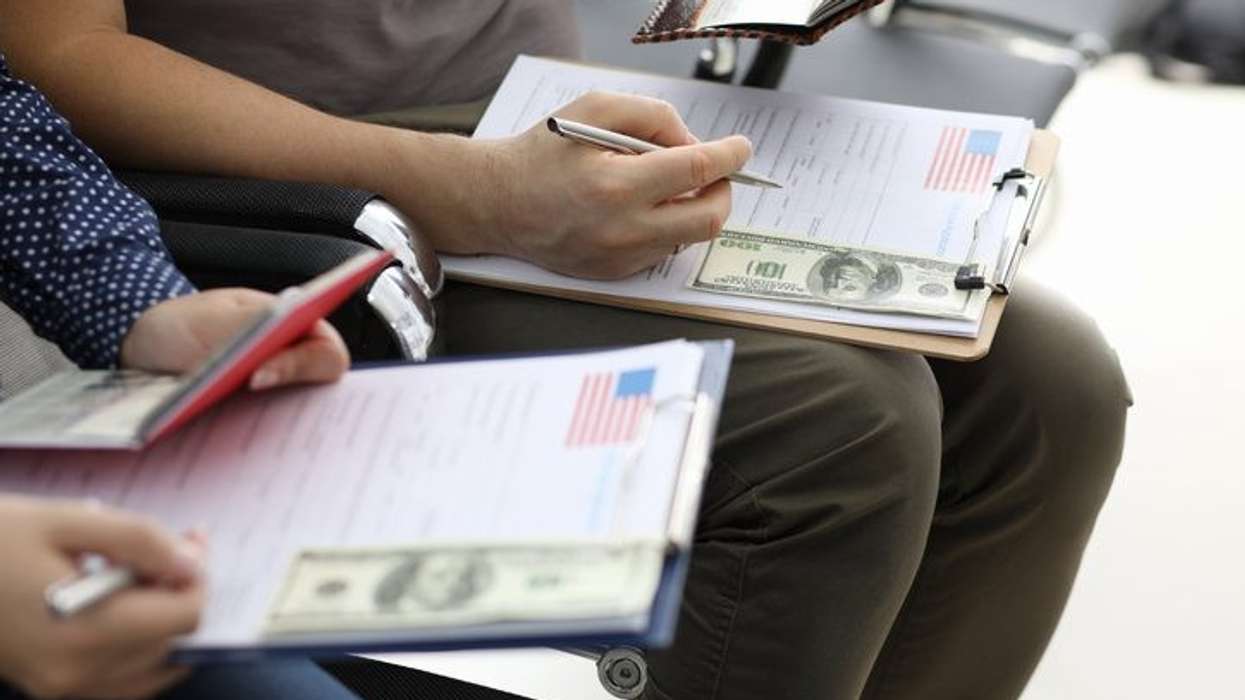 US lawmakers call on Biden administration to address visa wait times in India