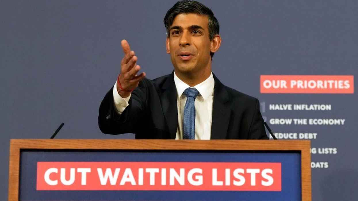 NHS to get more than 300,000 staff under 'historic' workforce plan