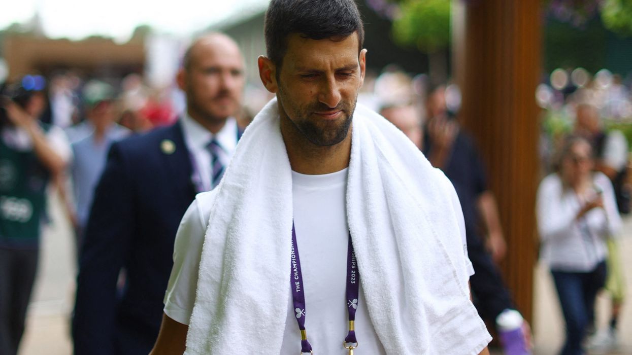 Wimbledon 2023: Djokovic and Swiatek begin tournament