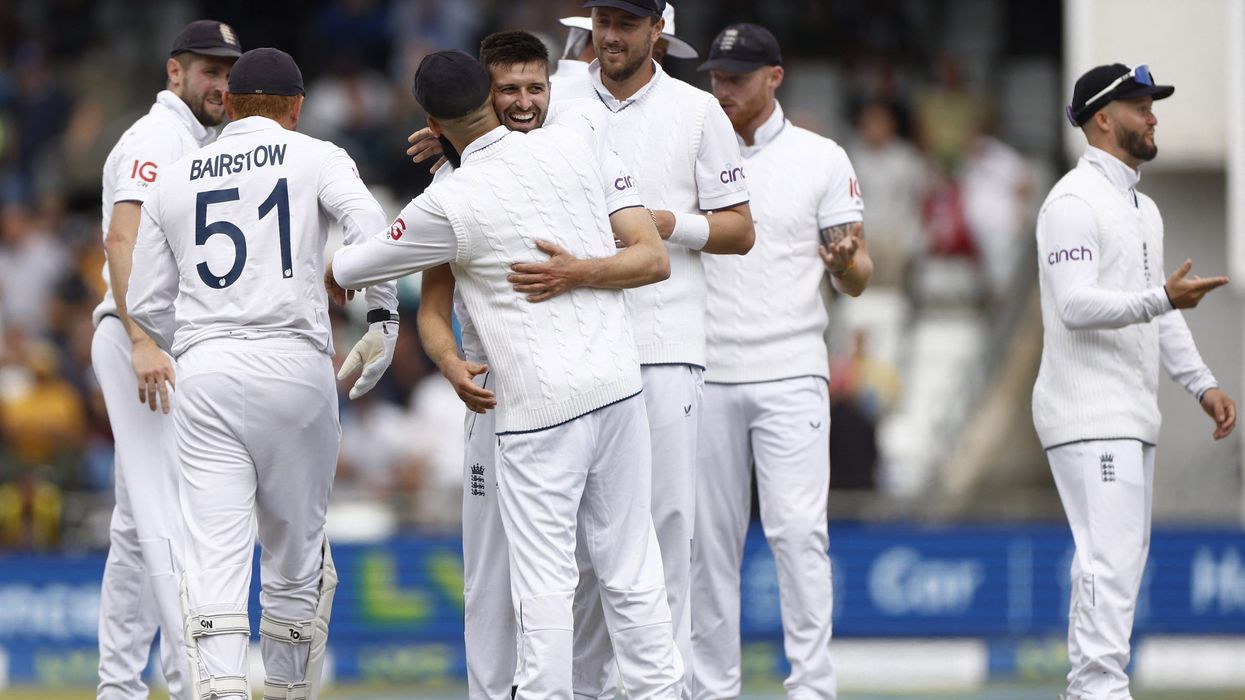 Ashes Test: England win toss and opt to bowl