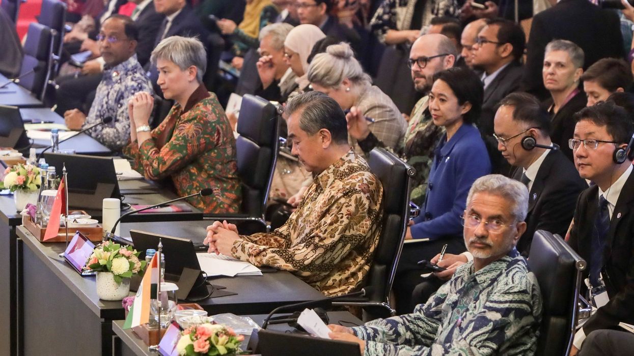 China seeks stable ties with India