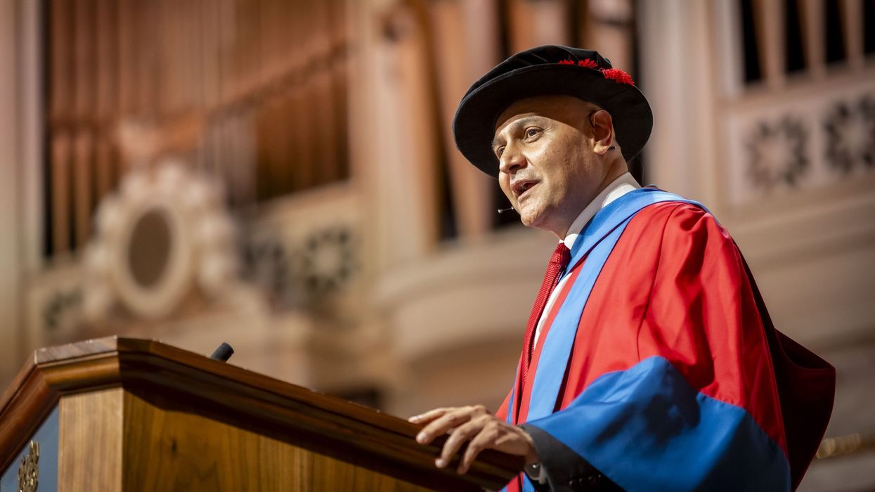 Dr Nik Kotecha OBE receives honorary doctorate from University of Leicester